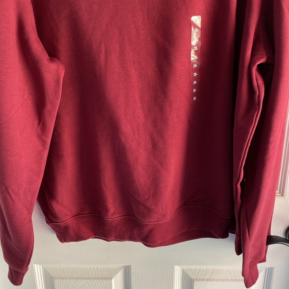 H & M burgundy crew neck XL NEW - Picture 5 of 9